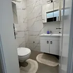 Nadaa Apartman *
