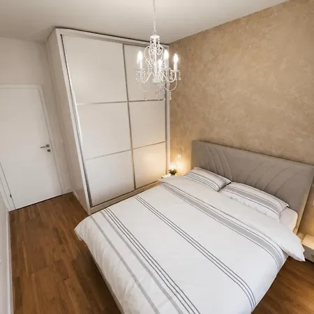 Nadaa Apartman *